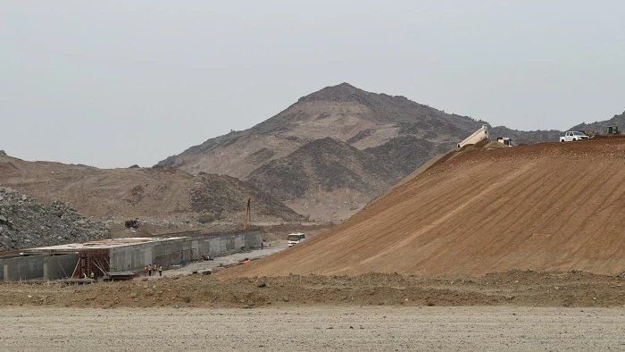 اللمسات الأخيرة طريق جدة - مكة المباشر