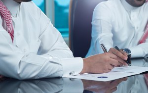 تجديد إقامة الجالية السودانية في السعودية