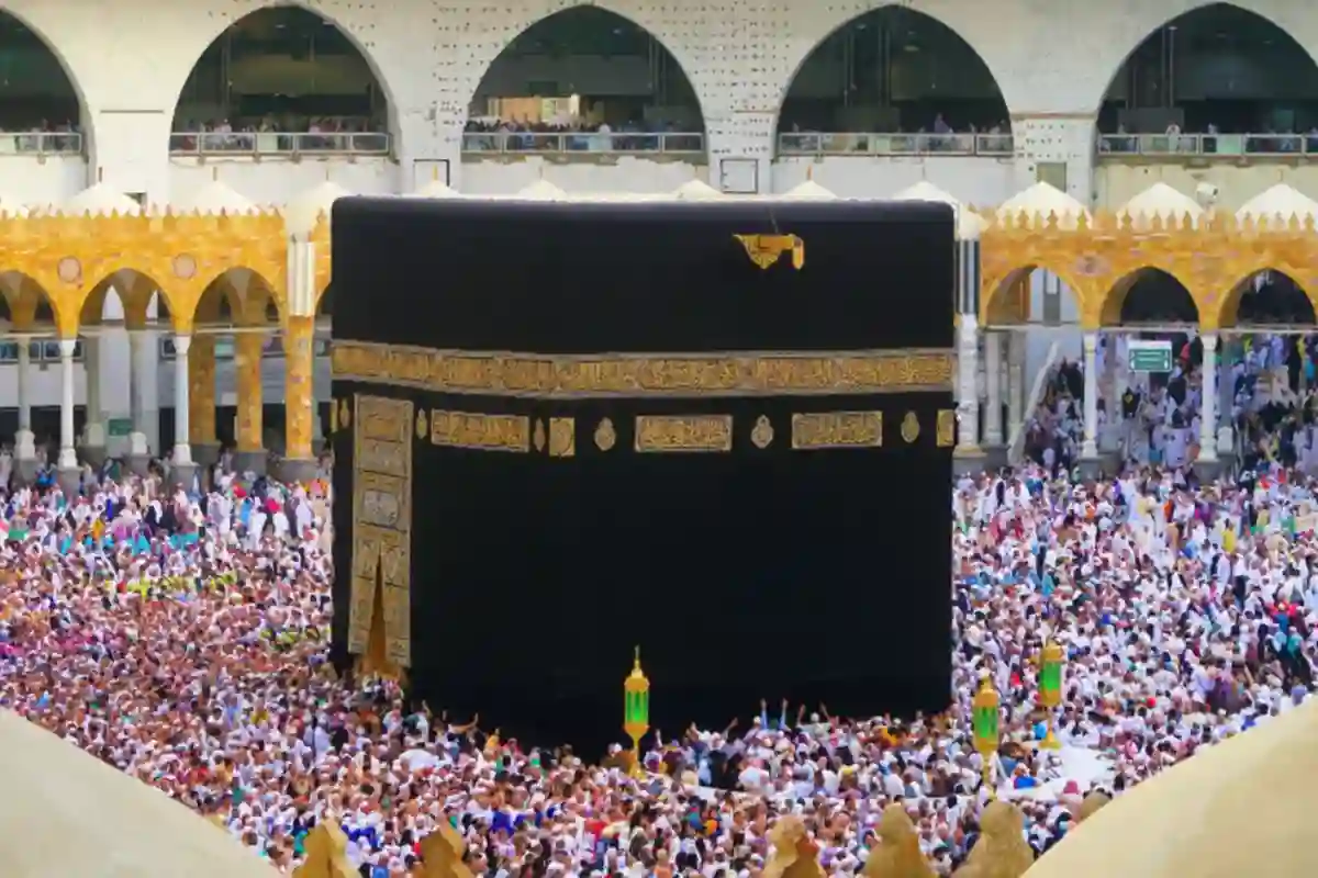 اكتشف كيفية التسجيل للاعتكاف في المسجد الحرام 1446 عبر موقع بوابة الخليج