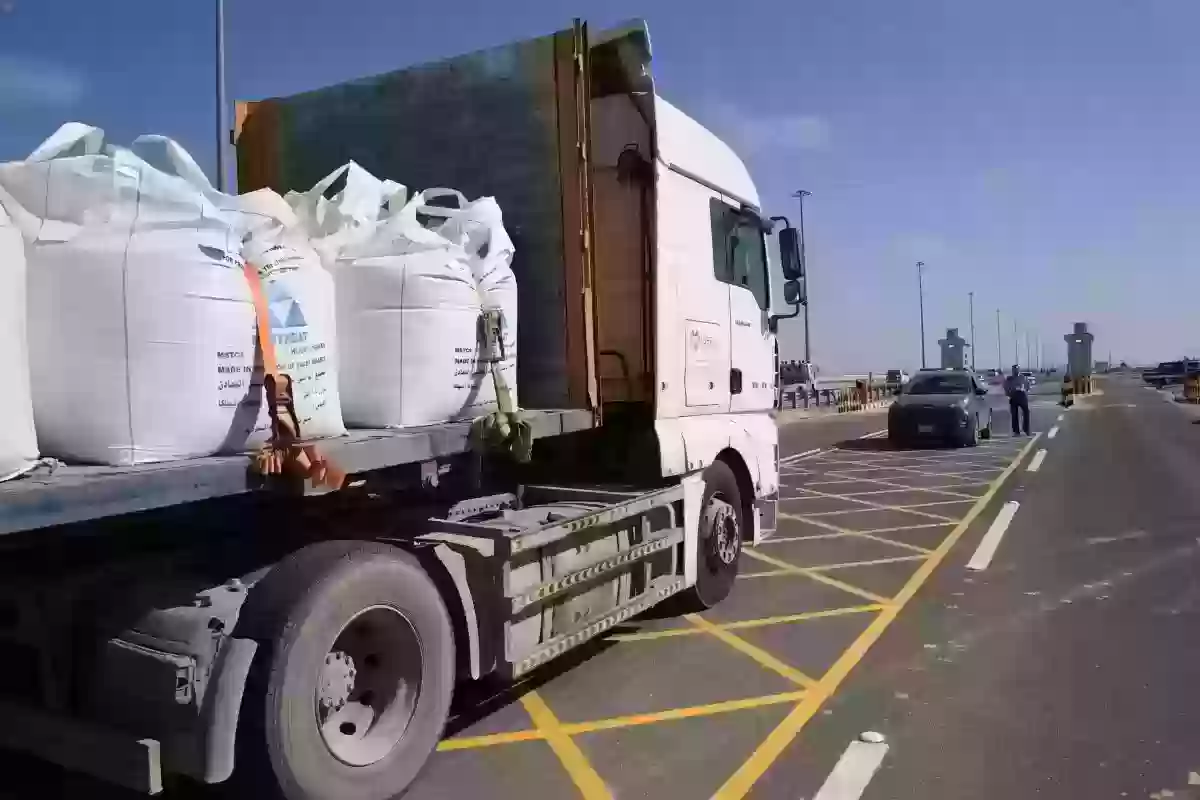 المرور يعلن عن أوقات منع دخول الشاحنات إلى الرياض خلال عيد الفطر 2025