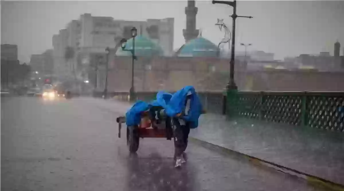 أمطار متوسطة إلى غزيرة.. اكتشف حالة الطقس المتقلبة في المملكة!
