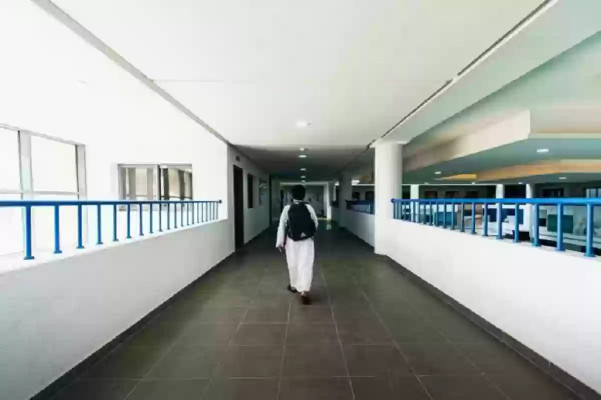 الضبعان يفضح قروب الأمهات على الواتساب وعلاقته بغياب الطلاب عن الدراسة في رمضان