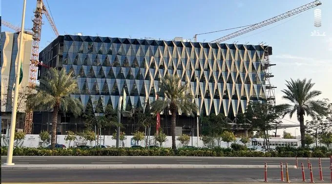 بالصور: شاهد أين وصلت أعمال الإنشاء في مشروع مجمع الدلتا في جدة